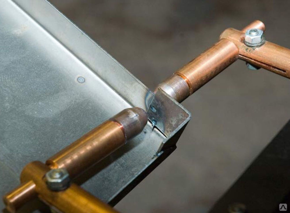 Точечная сварка листового металла оцинкованная сталь 0,5+0,5 мм