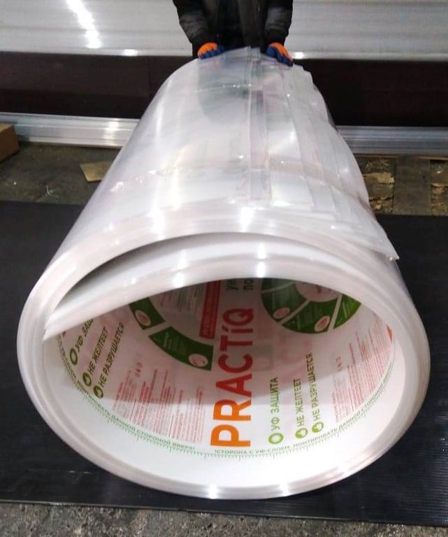Сотовый поликарбонат 4 мм прозрачный Практик 2,10х12 м 0,52 кг/кв.м.
