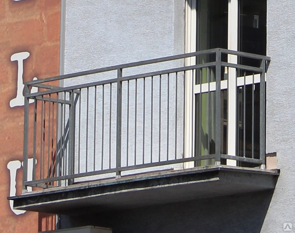 Ограждение балкона из профильной трубы своими руками фото