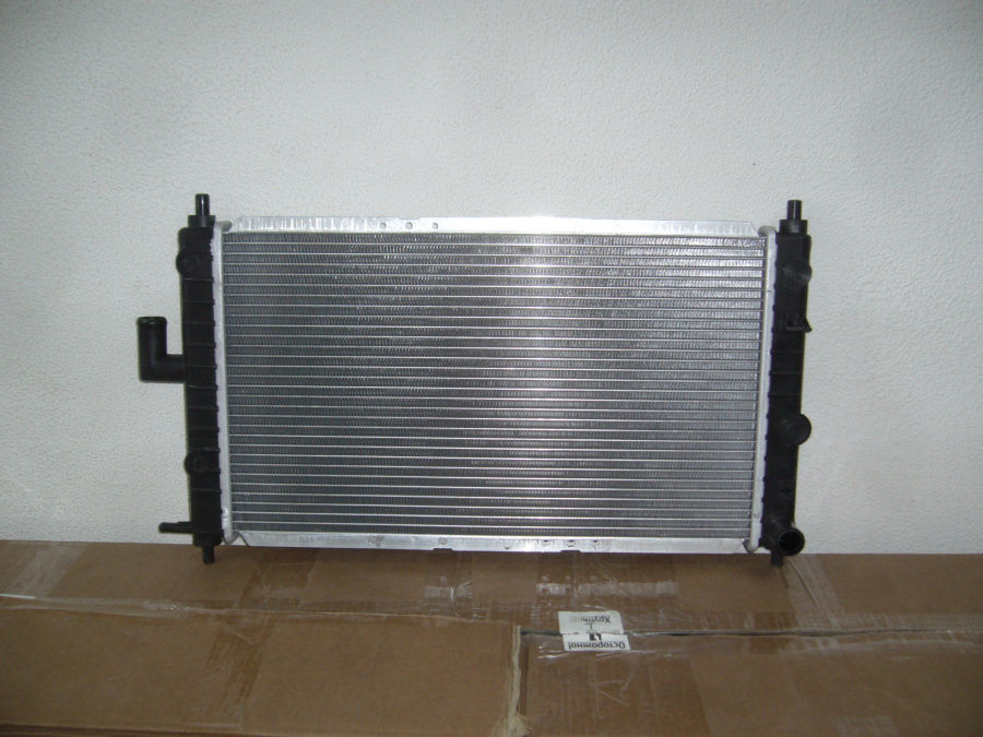 Радиатор охлаждения 0.8 S11-1301110CA Chery