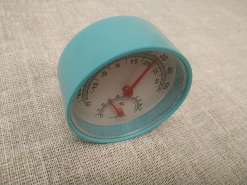 Термометр влагомер настенный