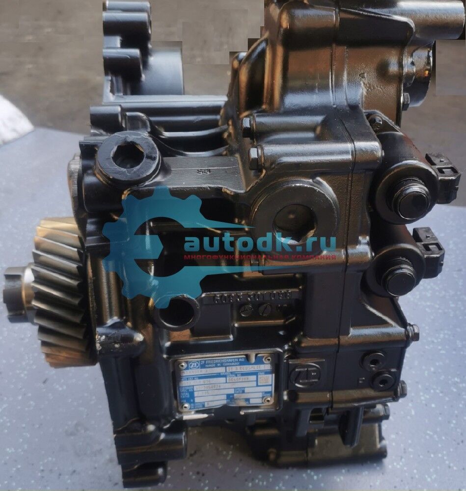 Порно редуктор рычагында киска отырды