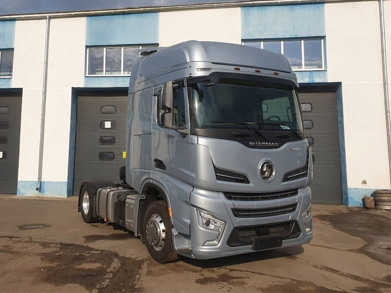 Yosh mastlar ishtirokidagi rus pornosini tomosha qiling